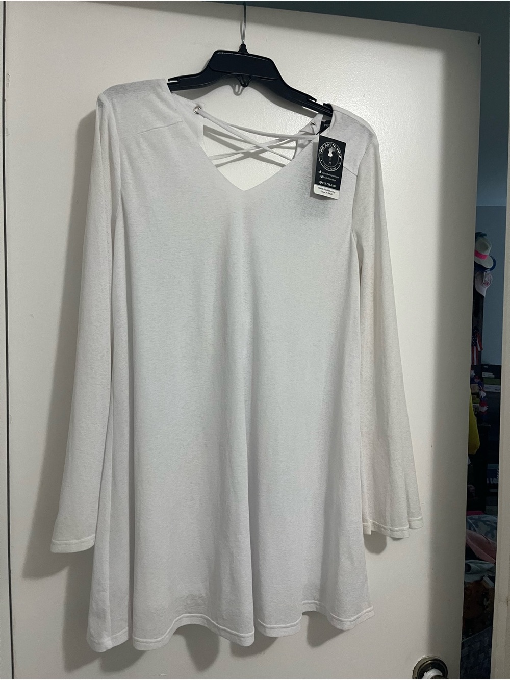 White Crisscross V-Neck Long Sleeve Tunic